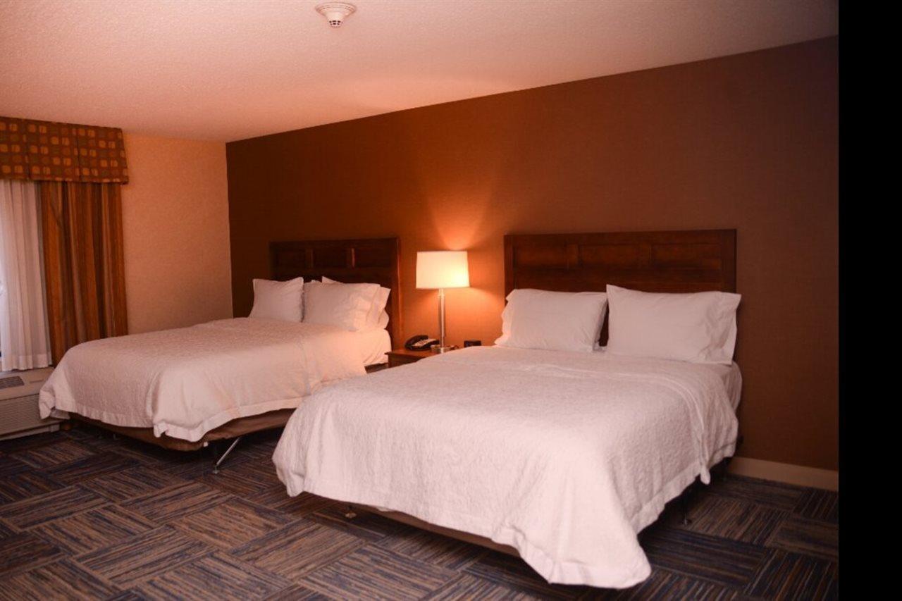 Hampton Inn Greenfield Esterno foto