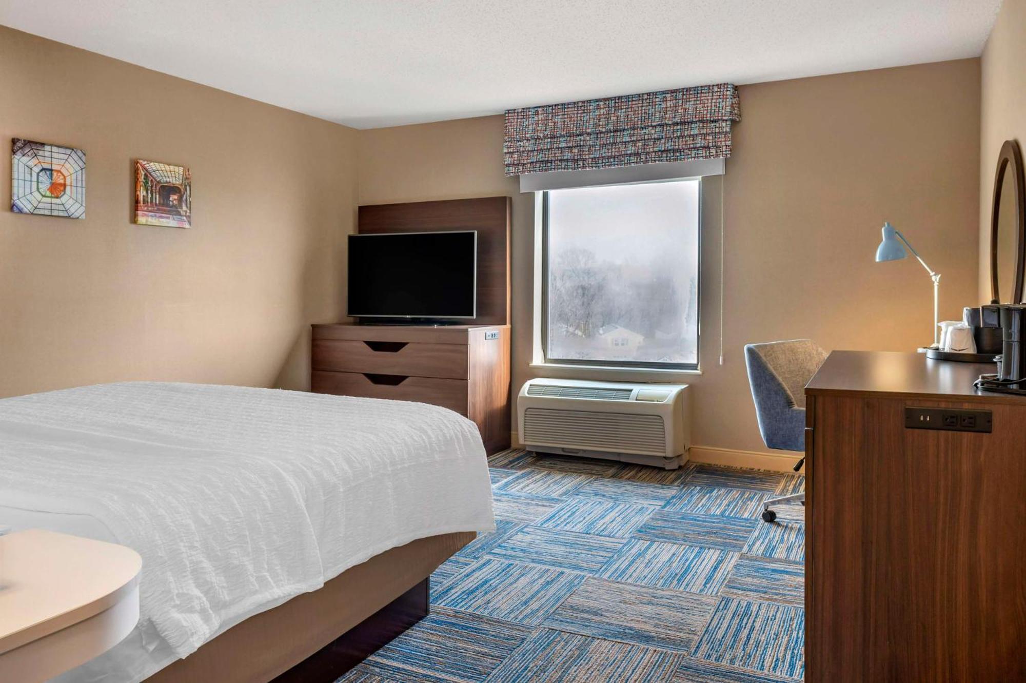 Hampton Inn Greenfield Esterno foto