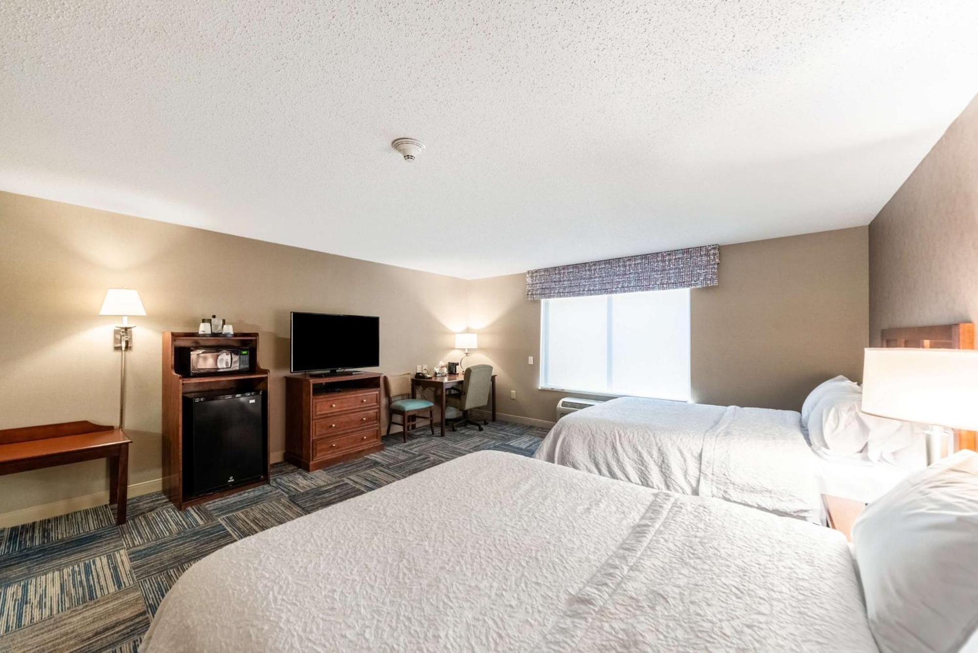 Hampton Inn Greenfield Esterno foto